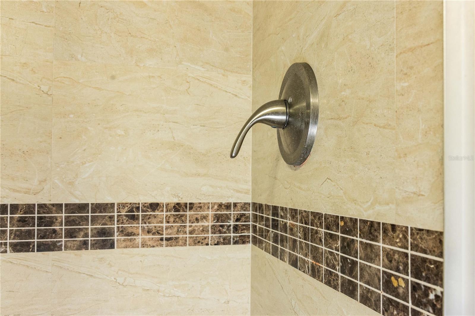 CREST/WATERFORD LAKES - Residential