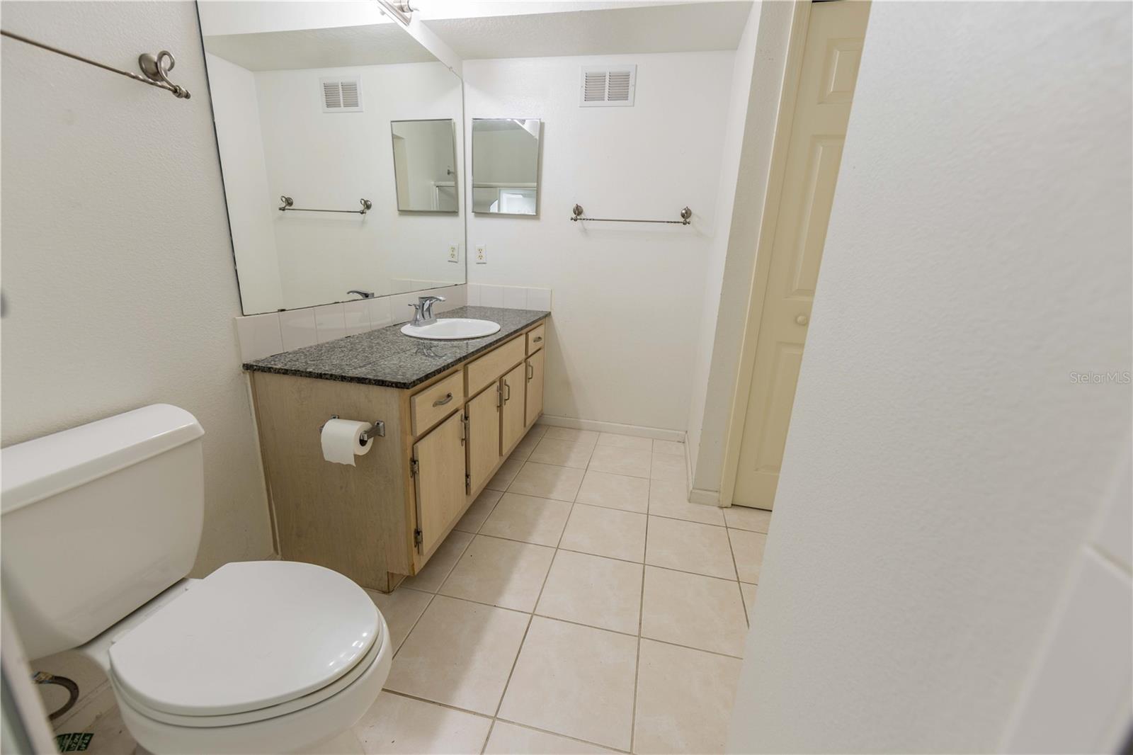 CREST/WATERFORD LAKES - Residential