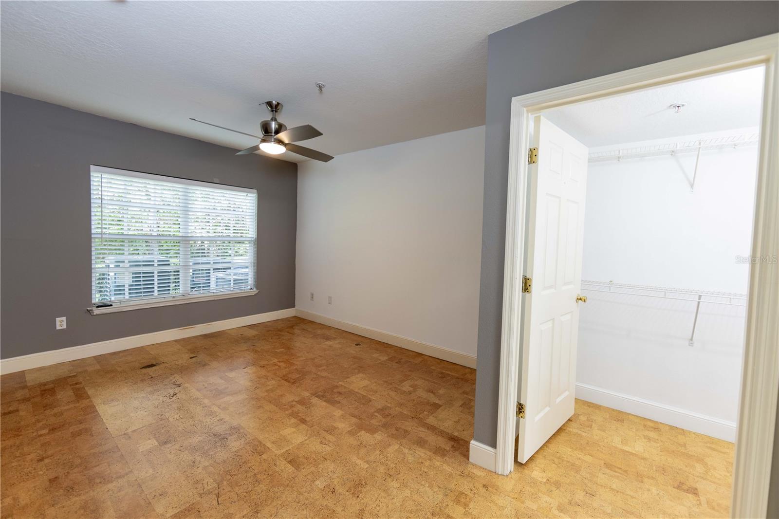 CREST/WATERFORD LAKES - Residential