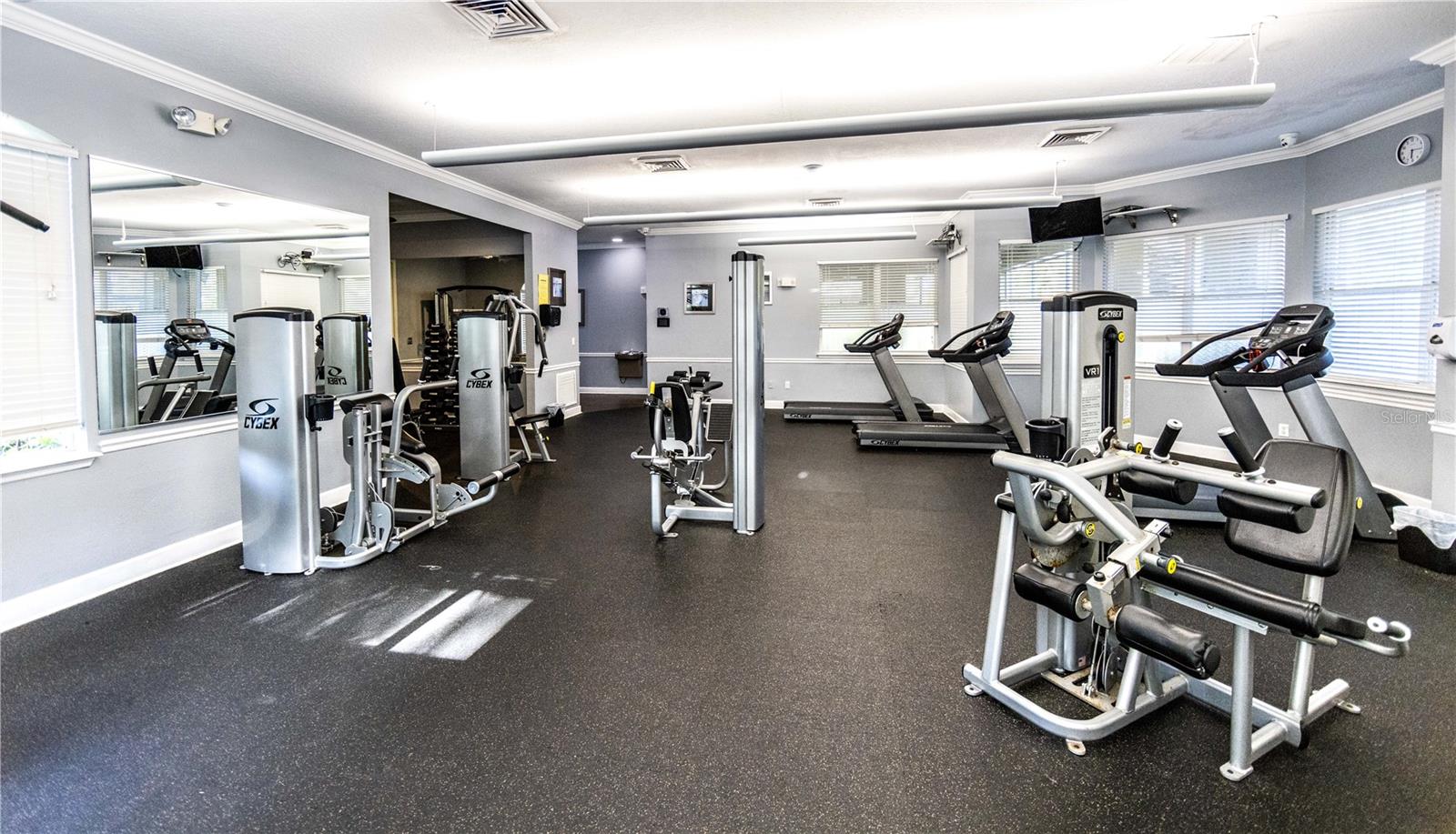 CREST/WATERFORD LAKES - Residential