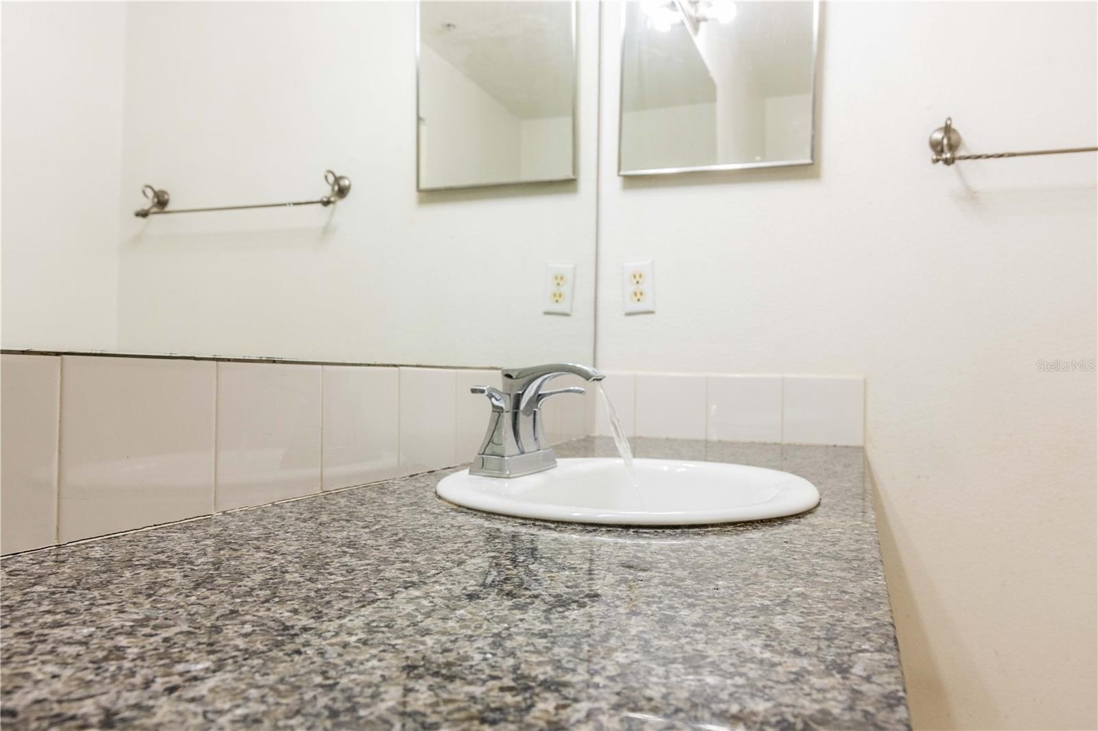 CREST/WATERFORD LAKES - Residential