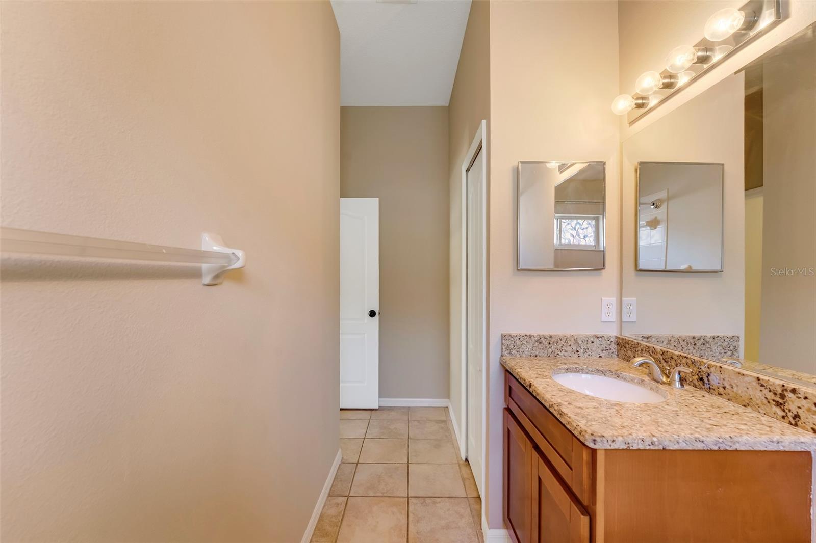 LAKE SHORE RANCH PH II B - Residential