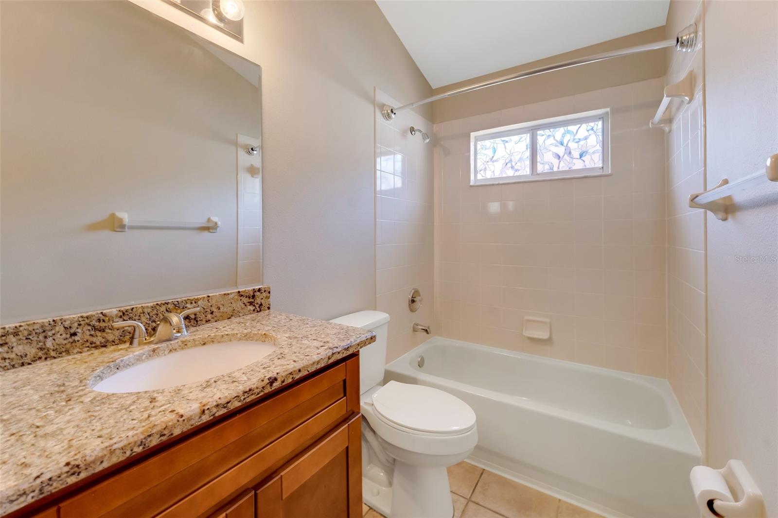 LAKE SHORE RANCH PH II B - Residential