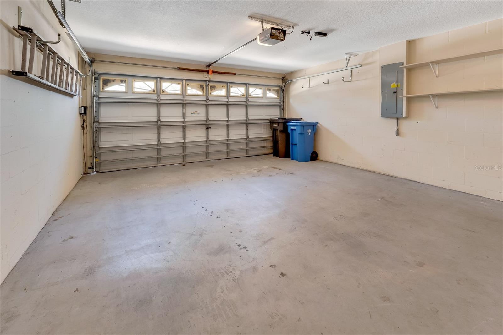 LAKE SHORE RANCH PH II B - Residential