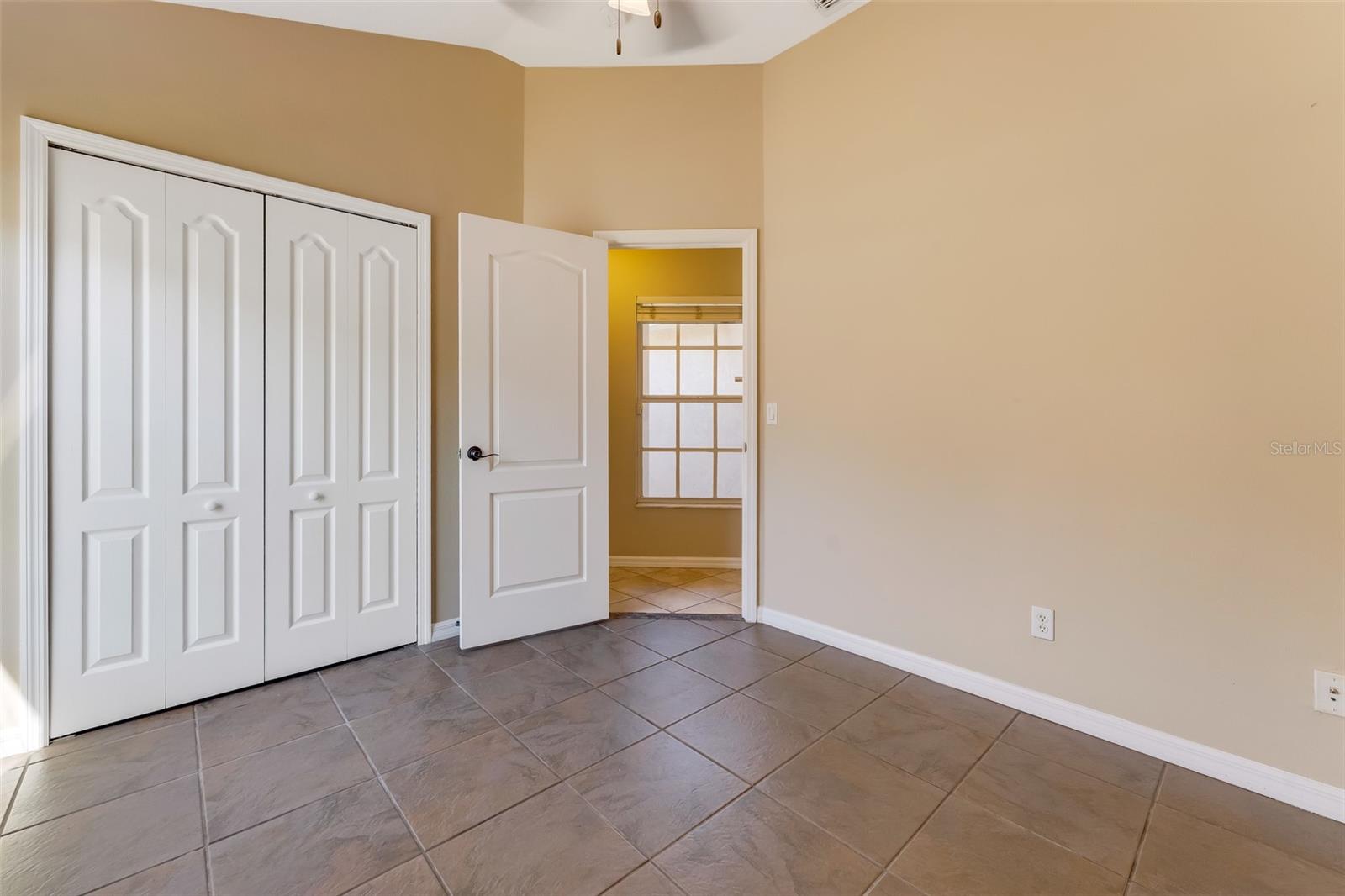 LAKE SHORE RANCH PH II B - Residential