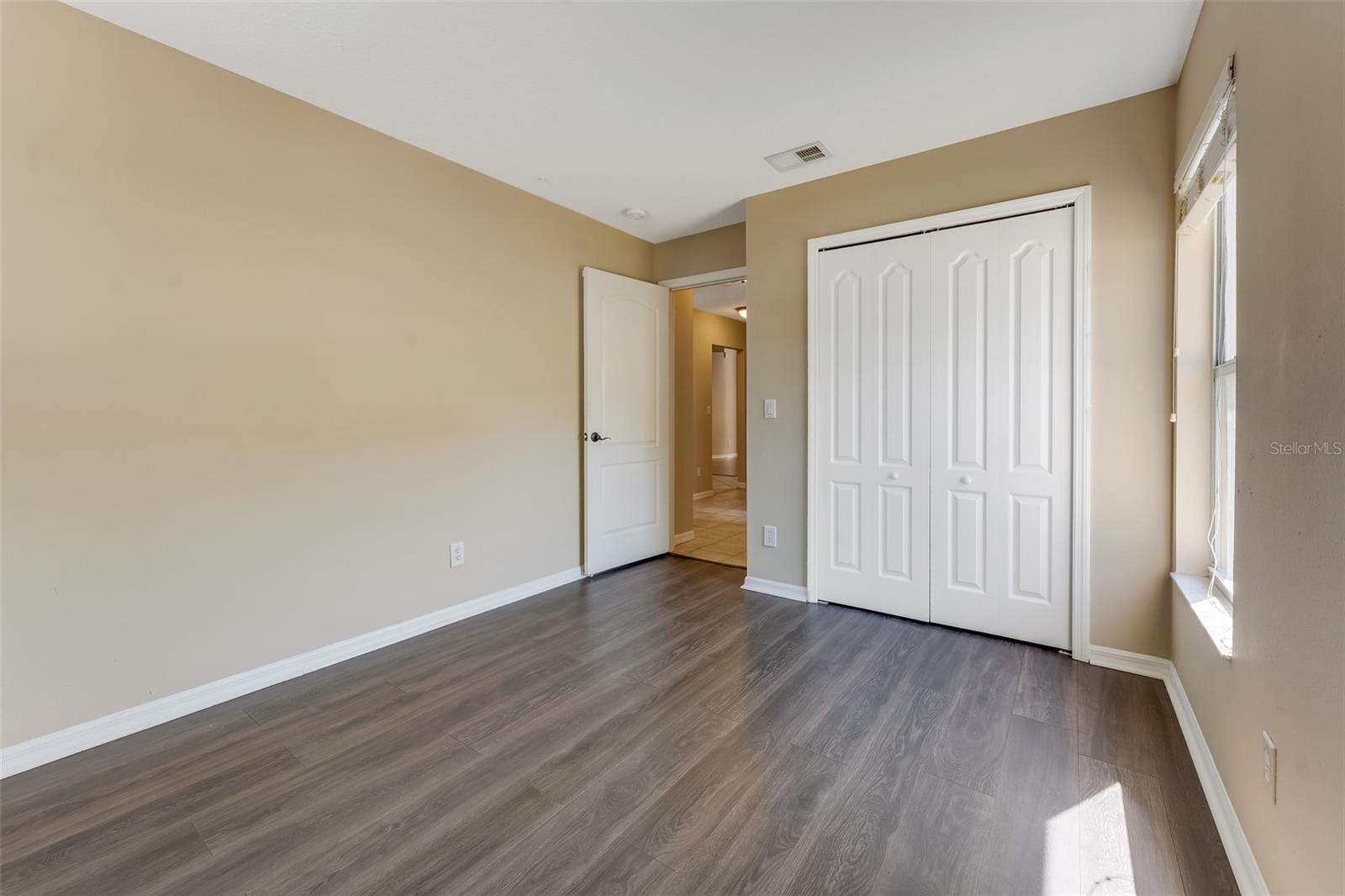 LAKE SHORE RANCH PH II B - Residential