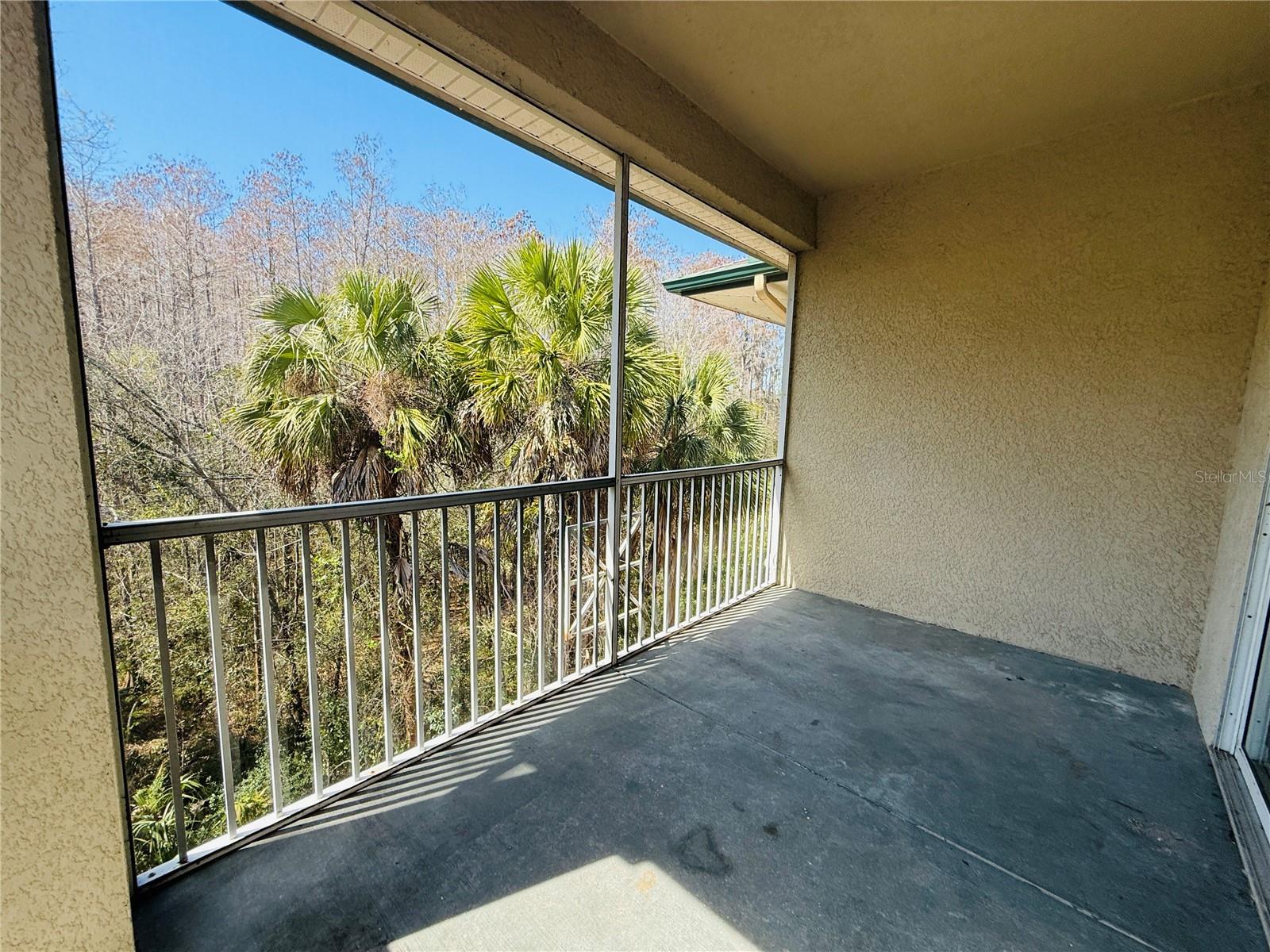 JADE AT TAMPA PALMS A CONDOMIN - Residential Lease