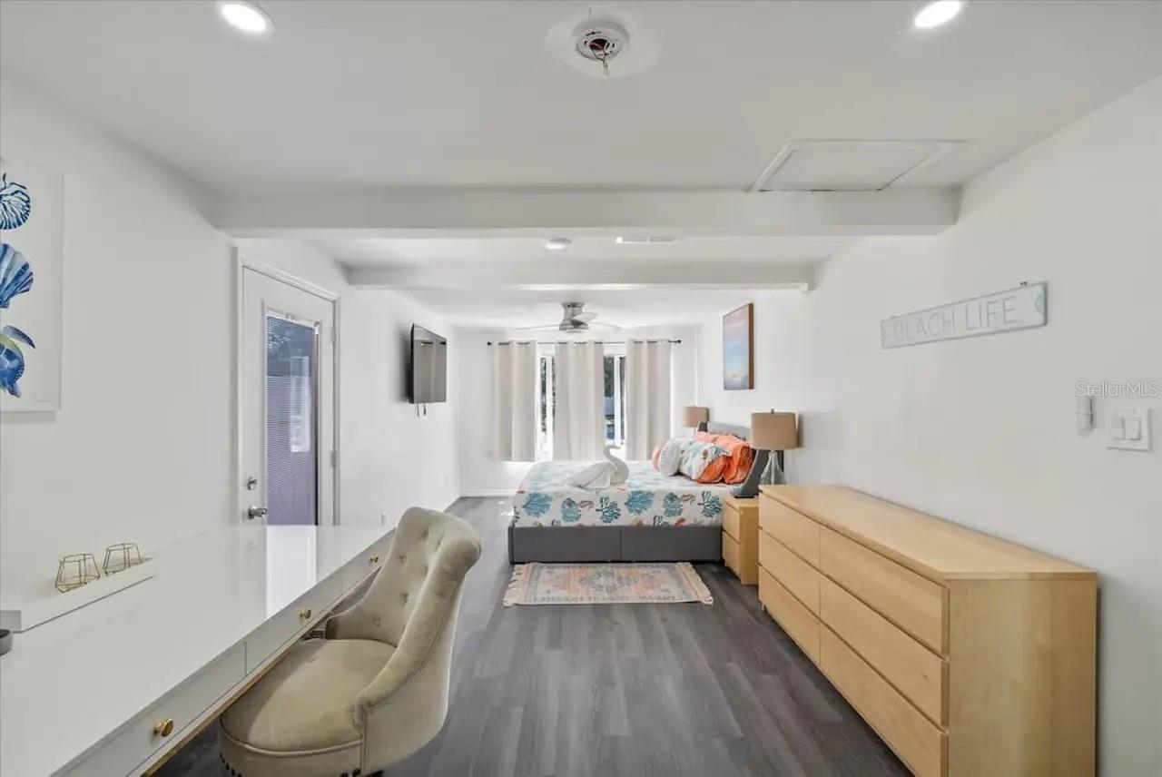 SUN HAVEN - Residential Lease