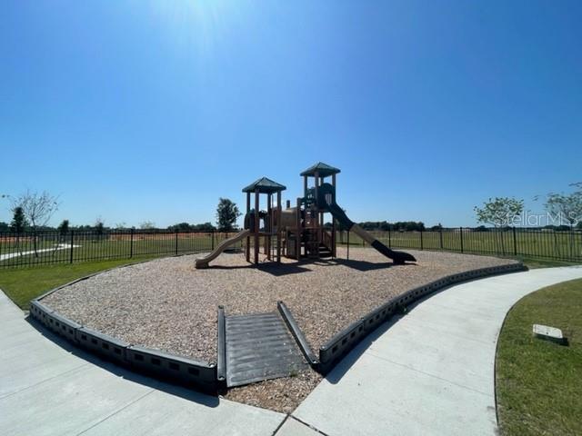 THOMPSON GROVE - Residential