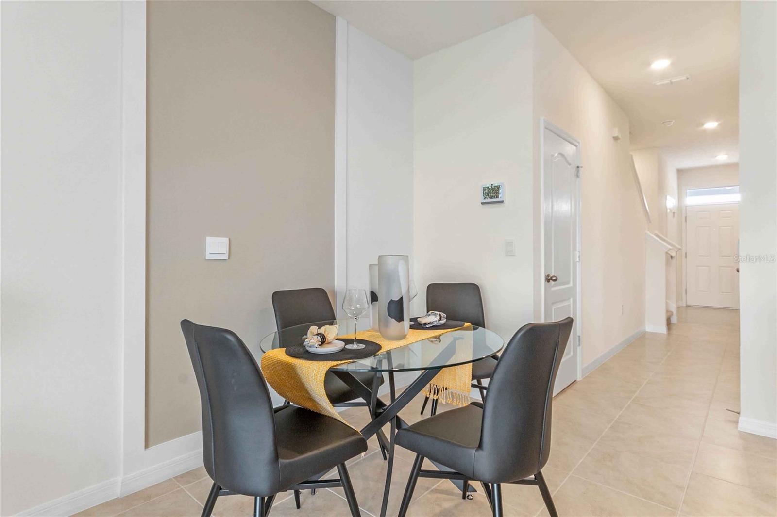 THOMPSON GROVE - Residential