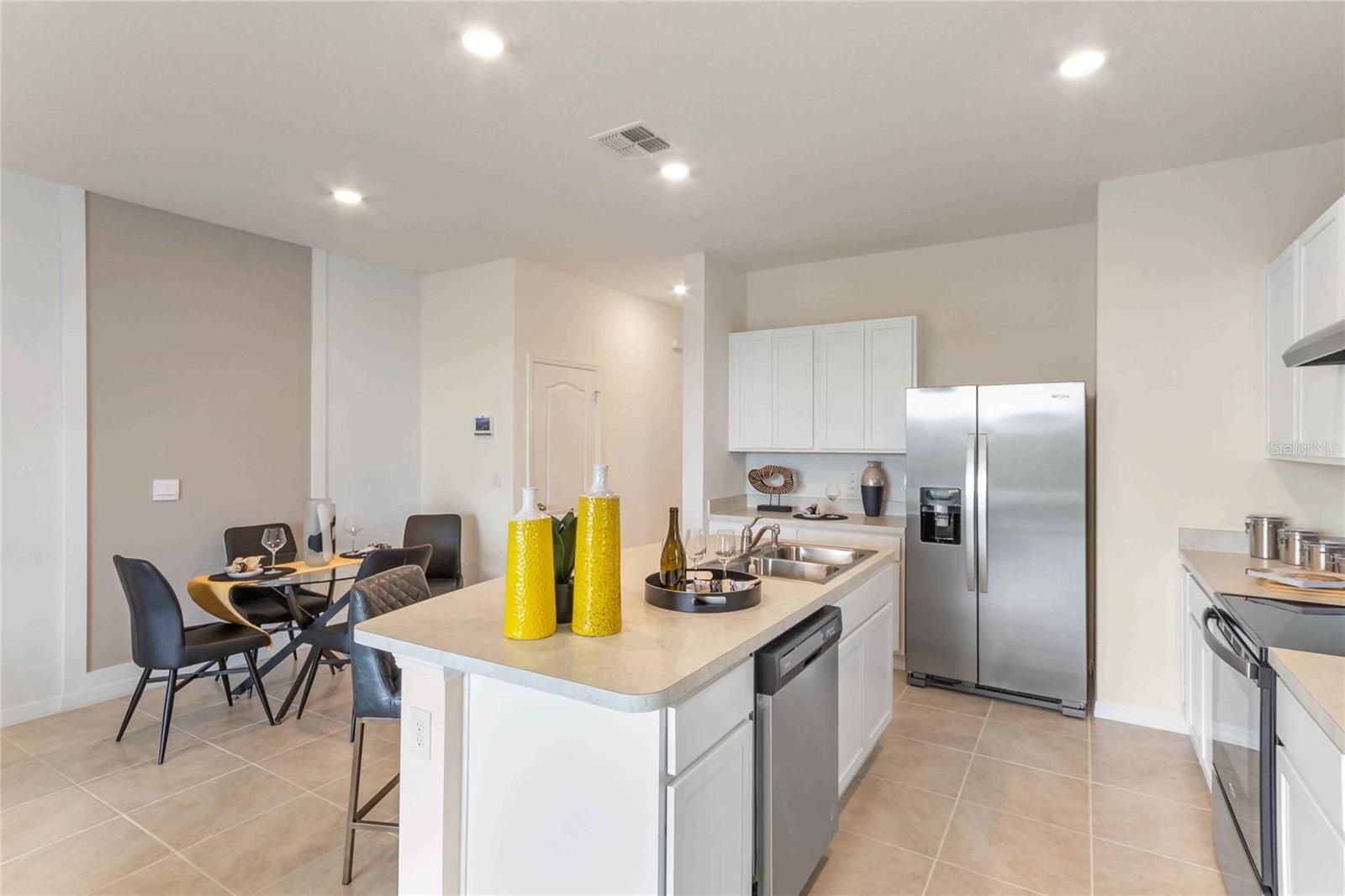 THOMPSON GROVE - Residential