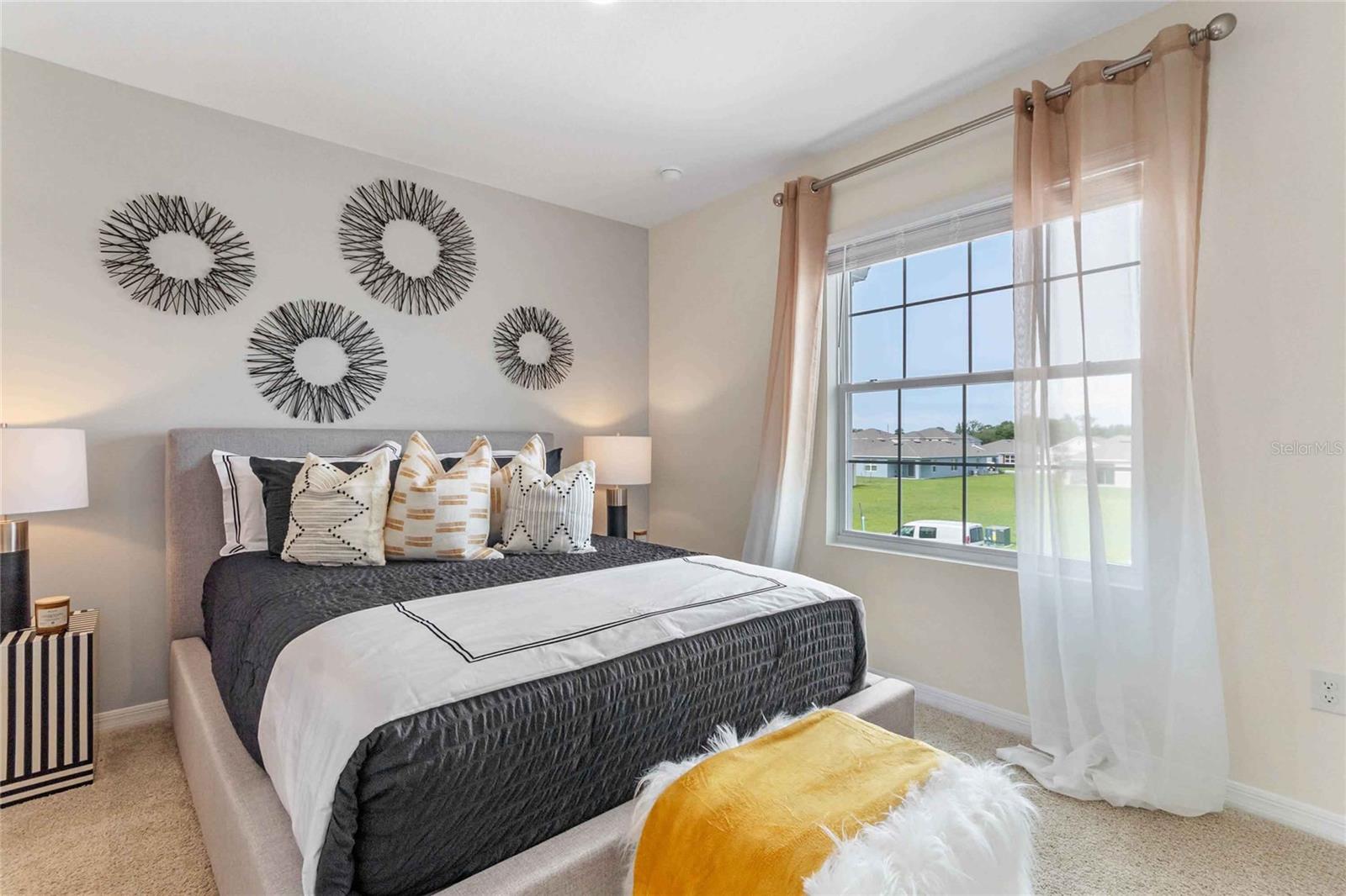 THOMPSON GROVE - Residential