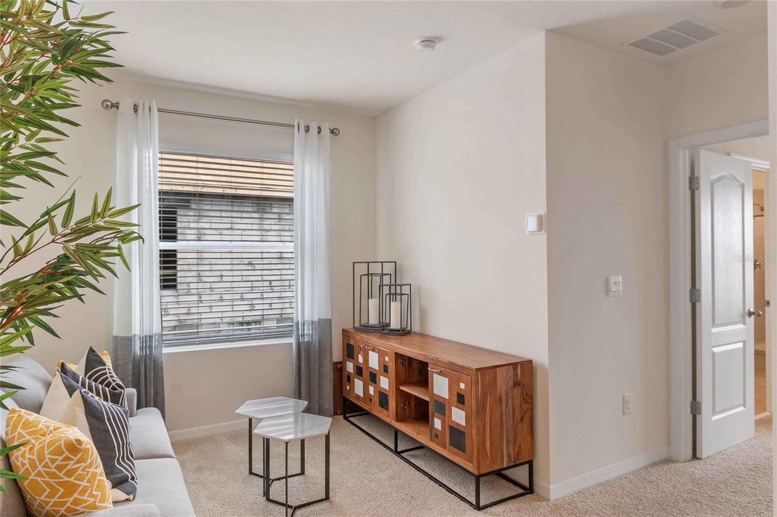 THOMPSON GROVE - Residential