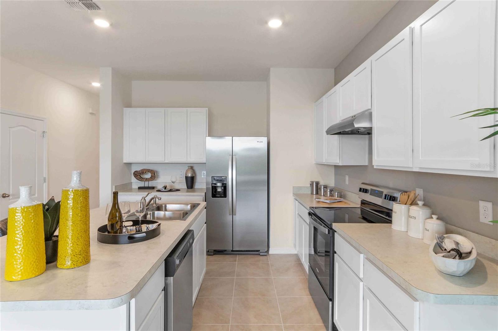 THOMPSON GROVE - Residential