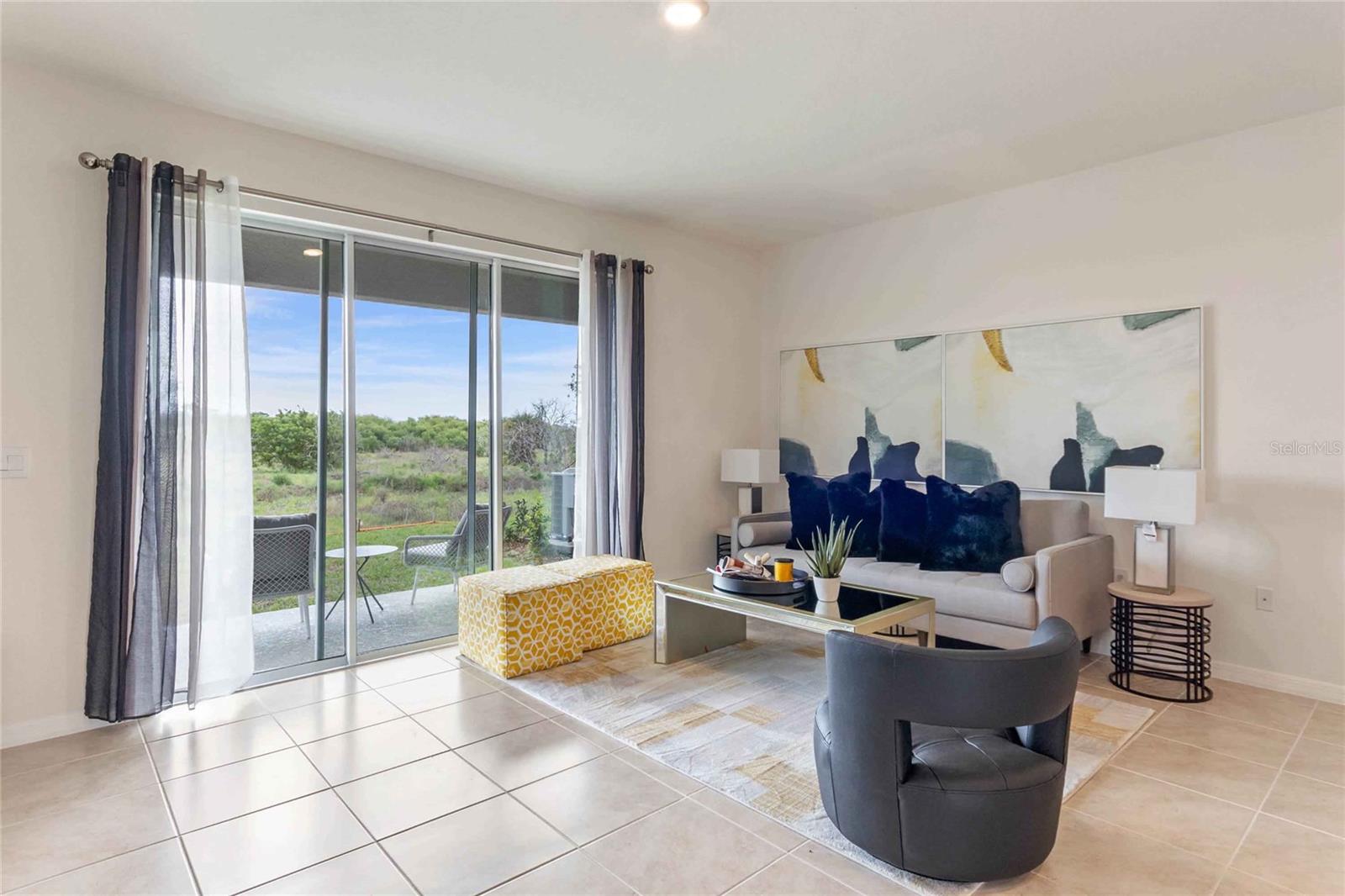 THOMPSON GROVE - Residential