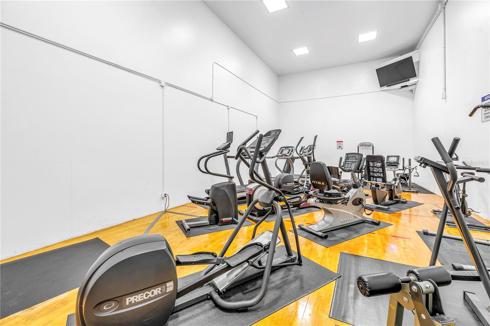 WINDJAMMER CONDO - Residential Lease