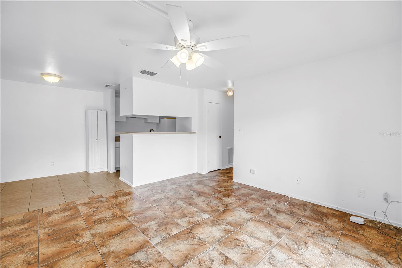 WINDJAMMER CONDO - Residential Lease