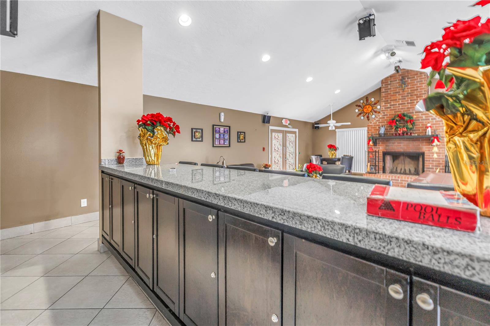 WINDJAMMER CONDO - Residential Lease