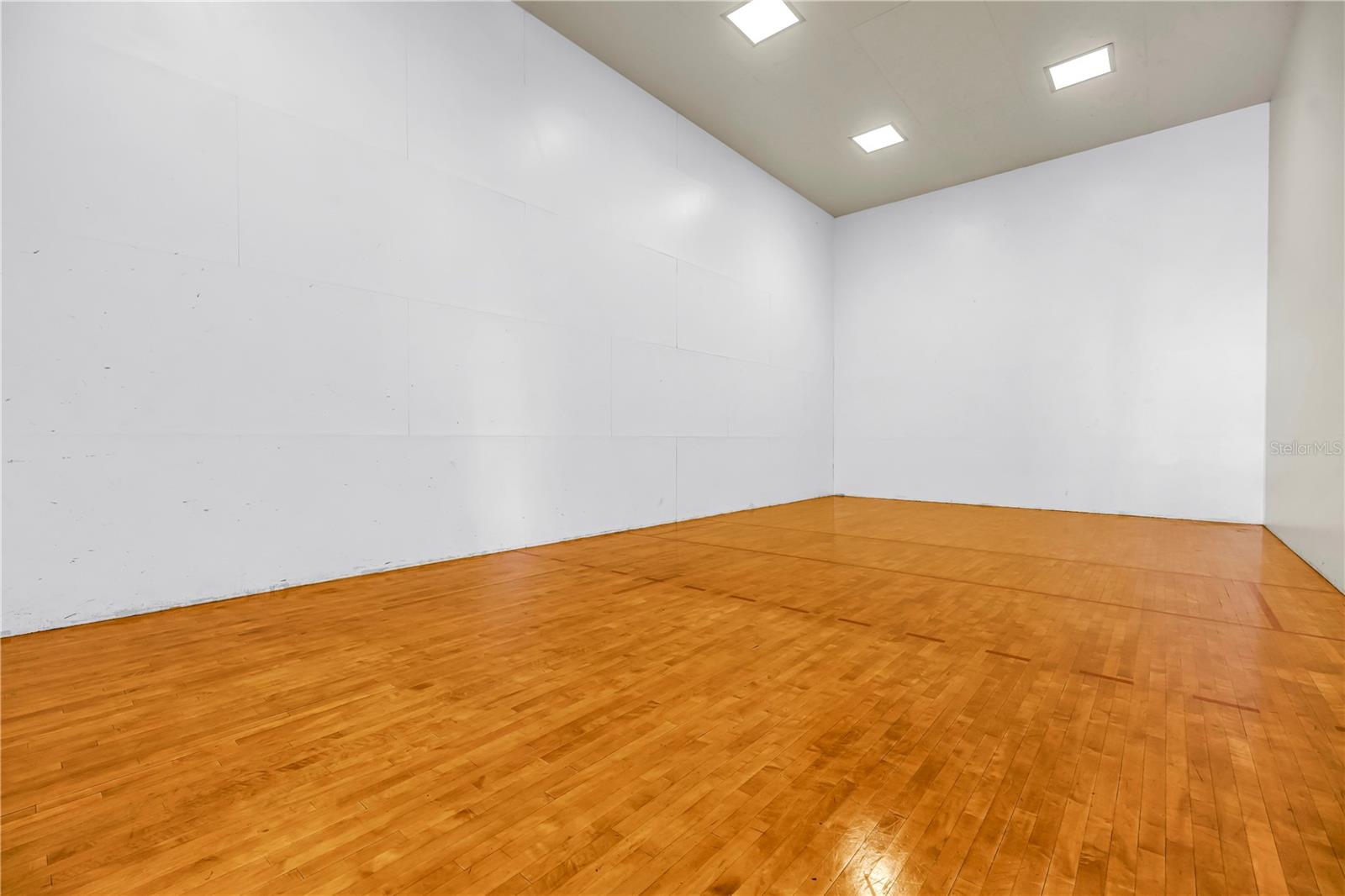 WINDJAMMER CONDO - Residential Lease