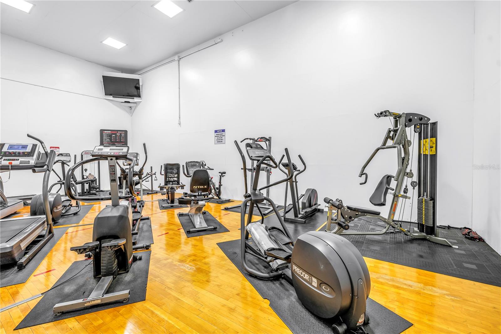 WINDJAMMER CONDO - Residential Lease