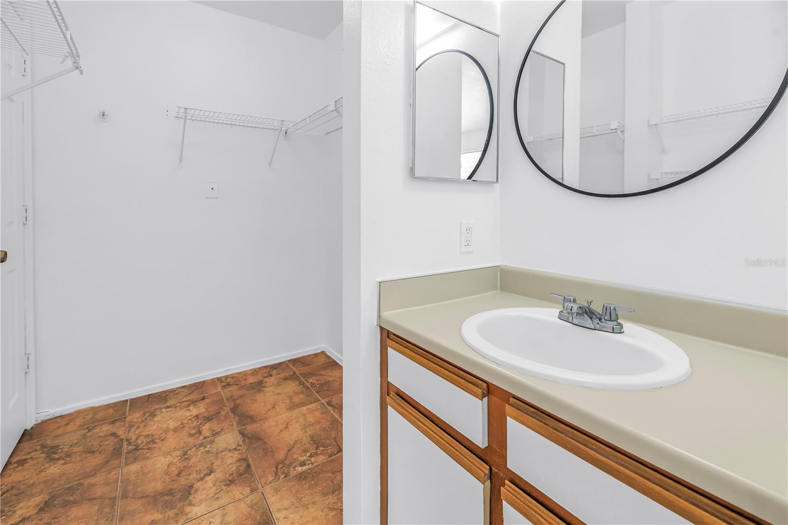 WINDJAMMER CONDO - Residential Lease