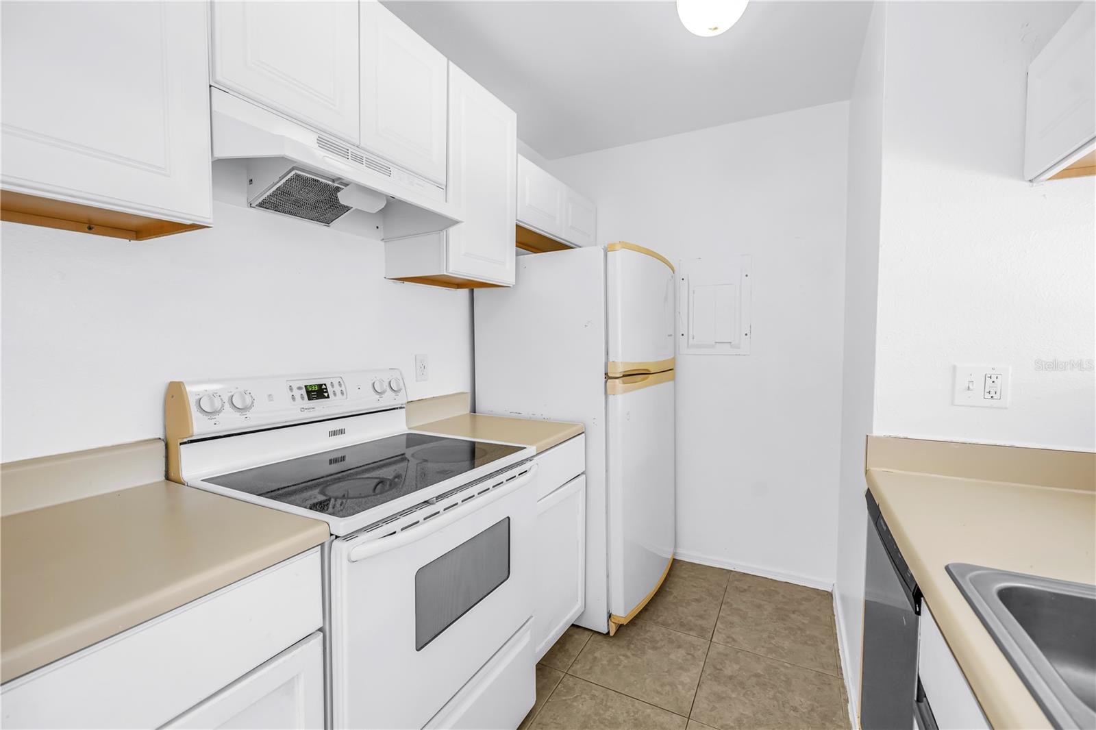 WINDJAMMER CONDO - Residential Lease