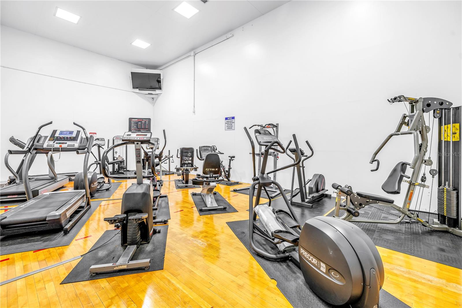 WINDJAMMER CONDO - Residential Lease