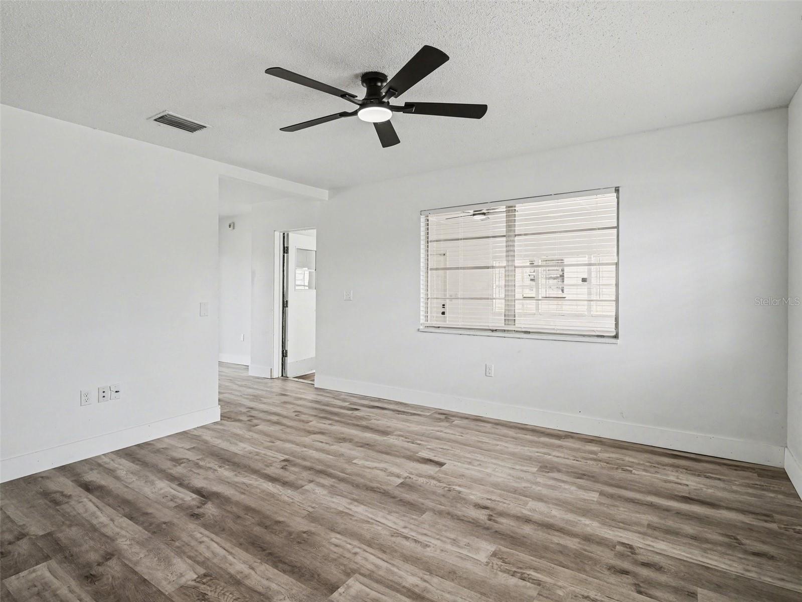 GRANDE VILLA ESTATES - Residential