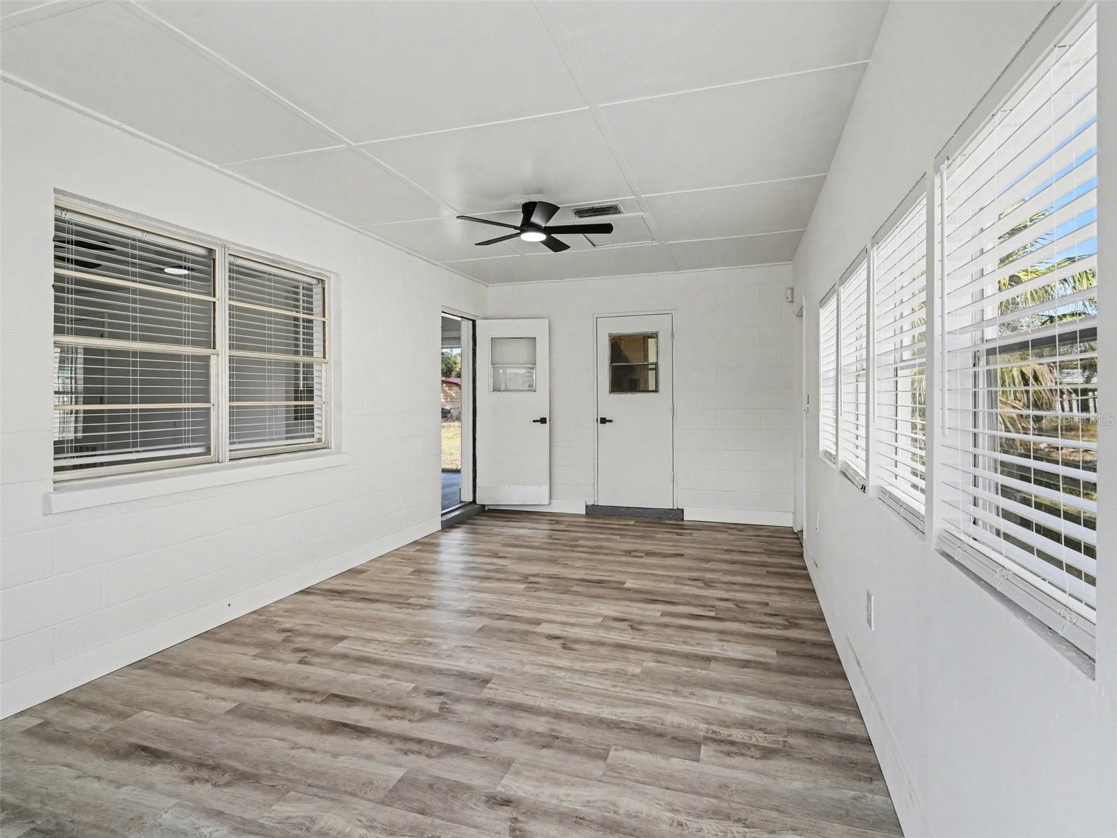 GRANDE VILLA ESTATES - Residential