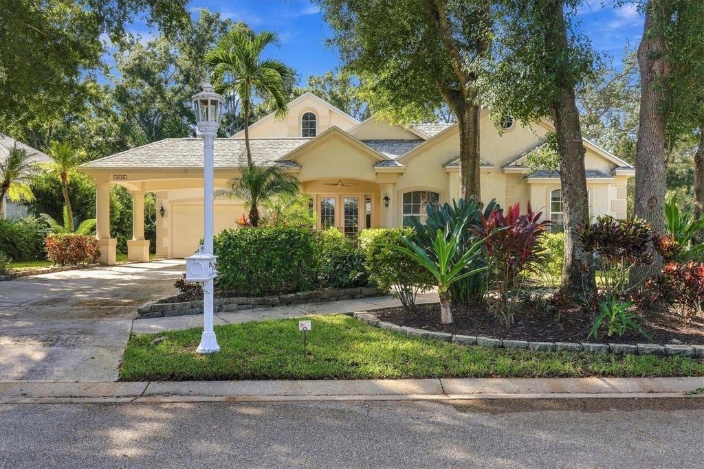 Photo of 4716 4th Avenue E, Bradenton, FL 34208 (MLS # A4710613)