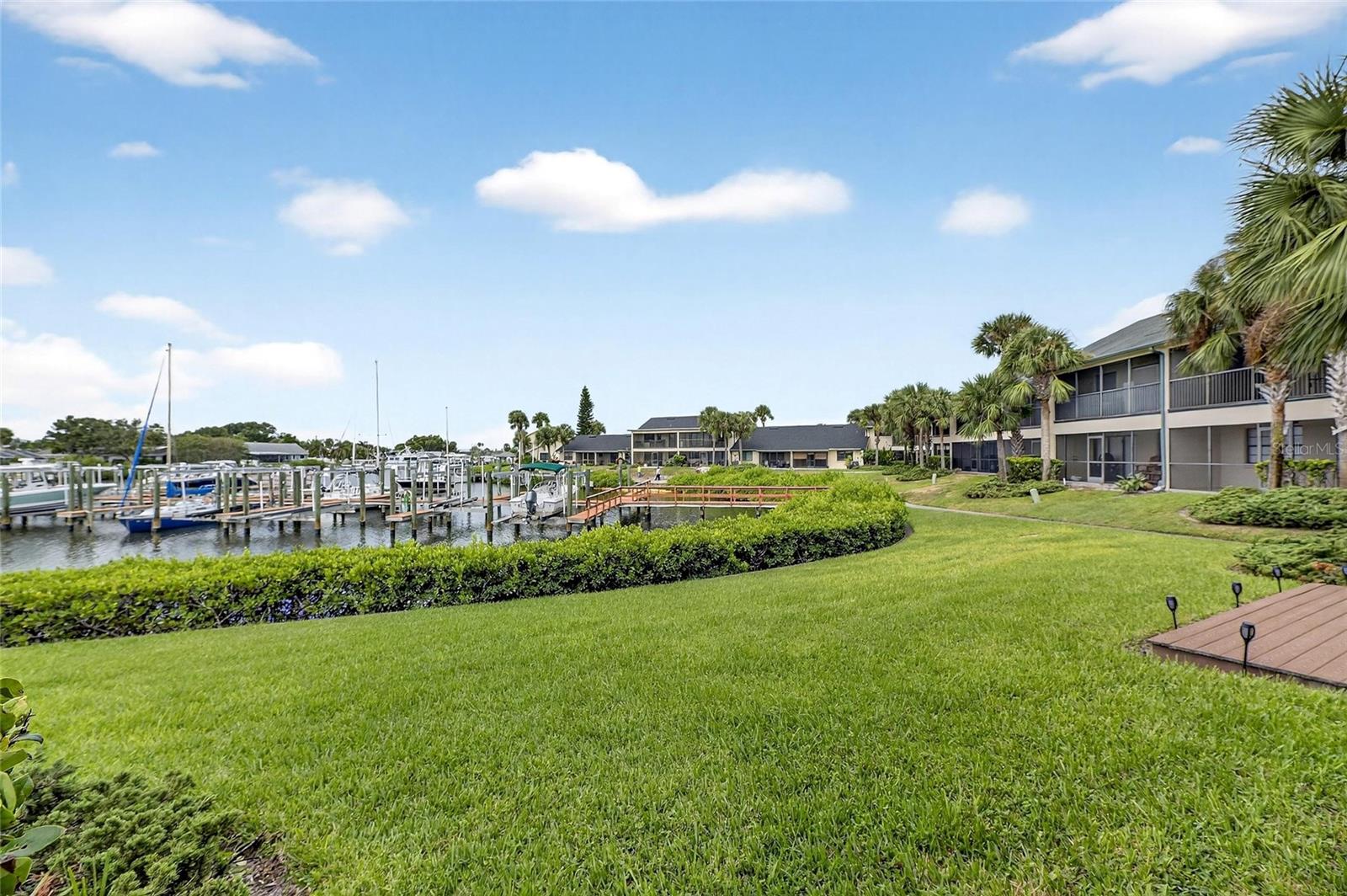 YARDARM CONDO PH I - Residential