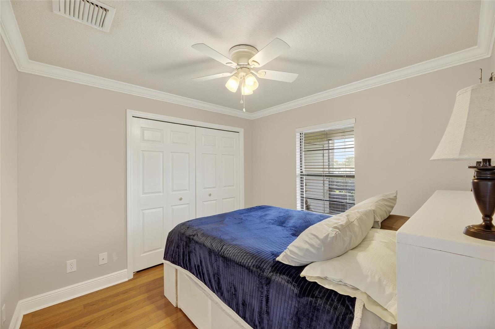 YARDARM CONDO PH I - Residential