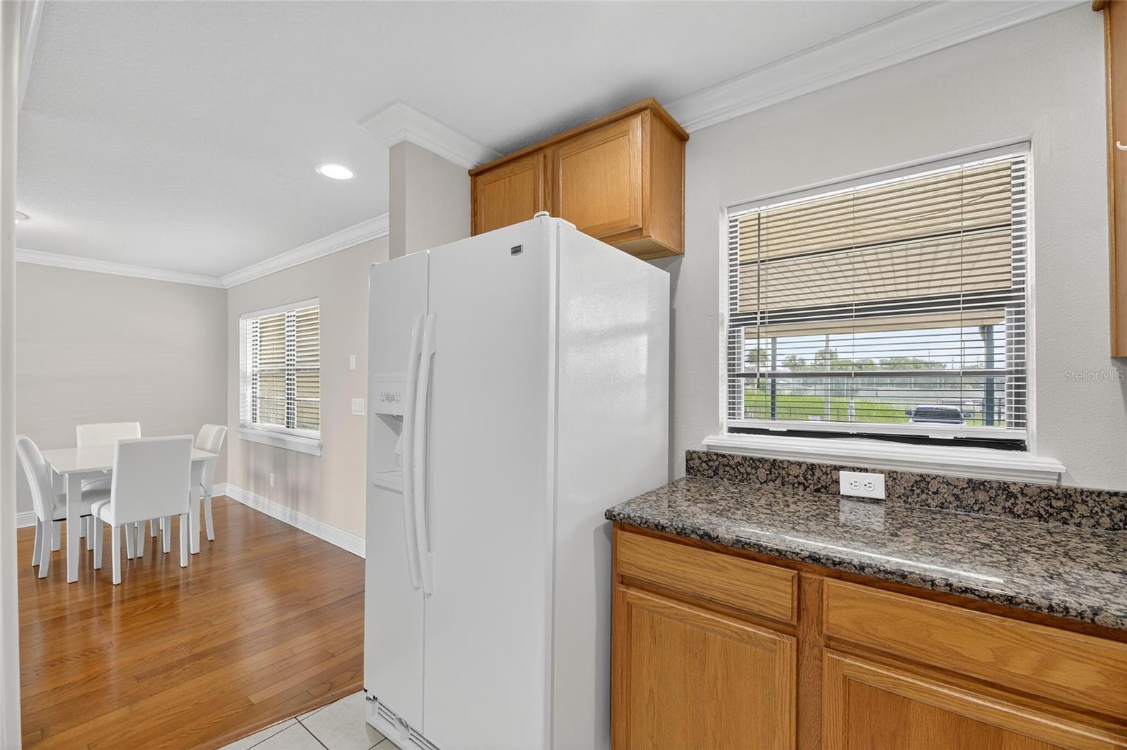 YARDARM CONDO PH I - Residential