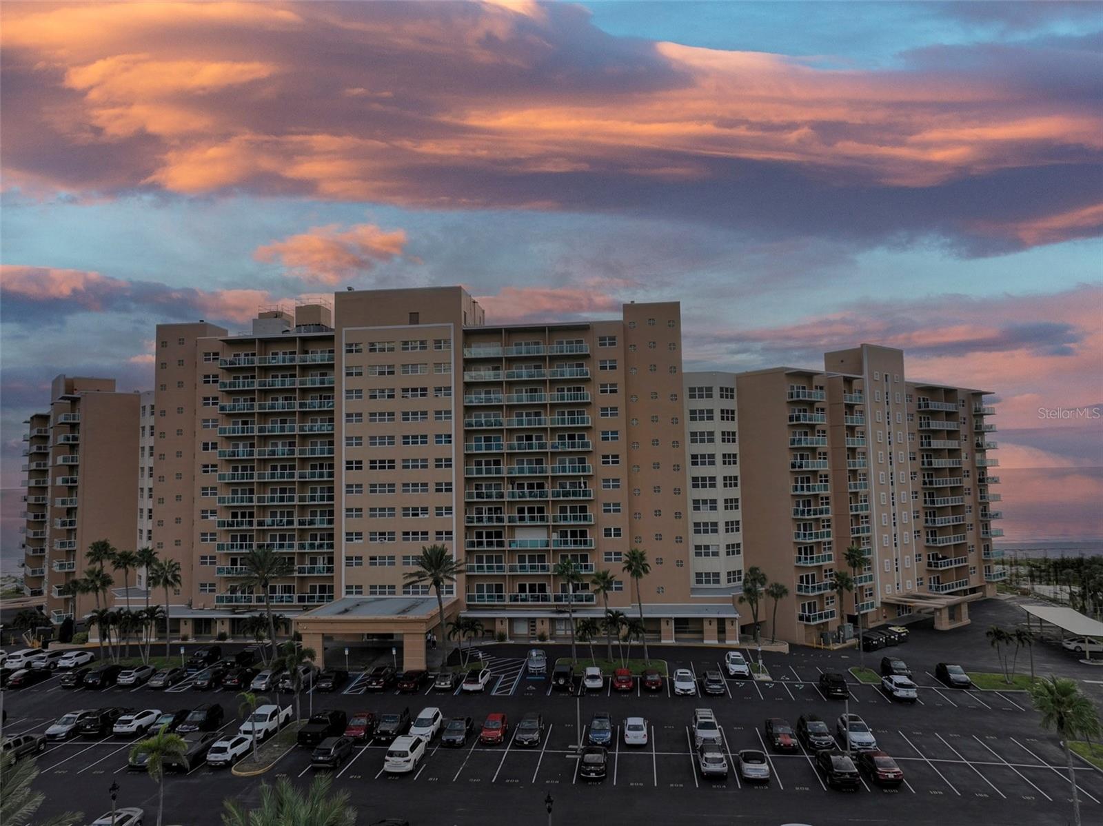 REGATTA BEACH CLUB CONDO - Residential