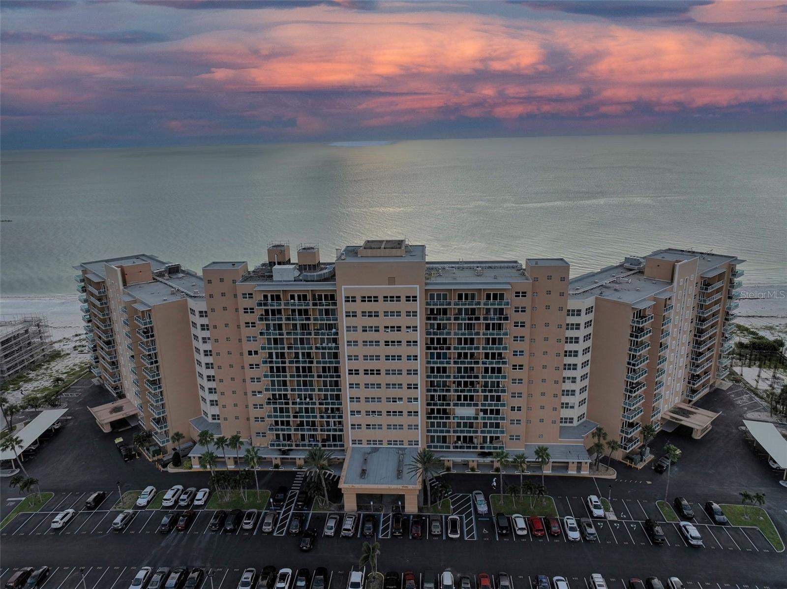 REGATTA BEACH CLUB CONDO - Residential