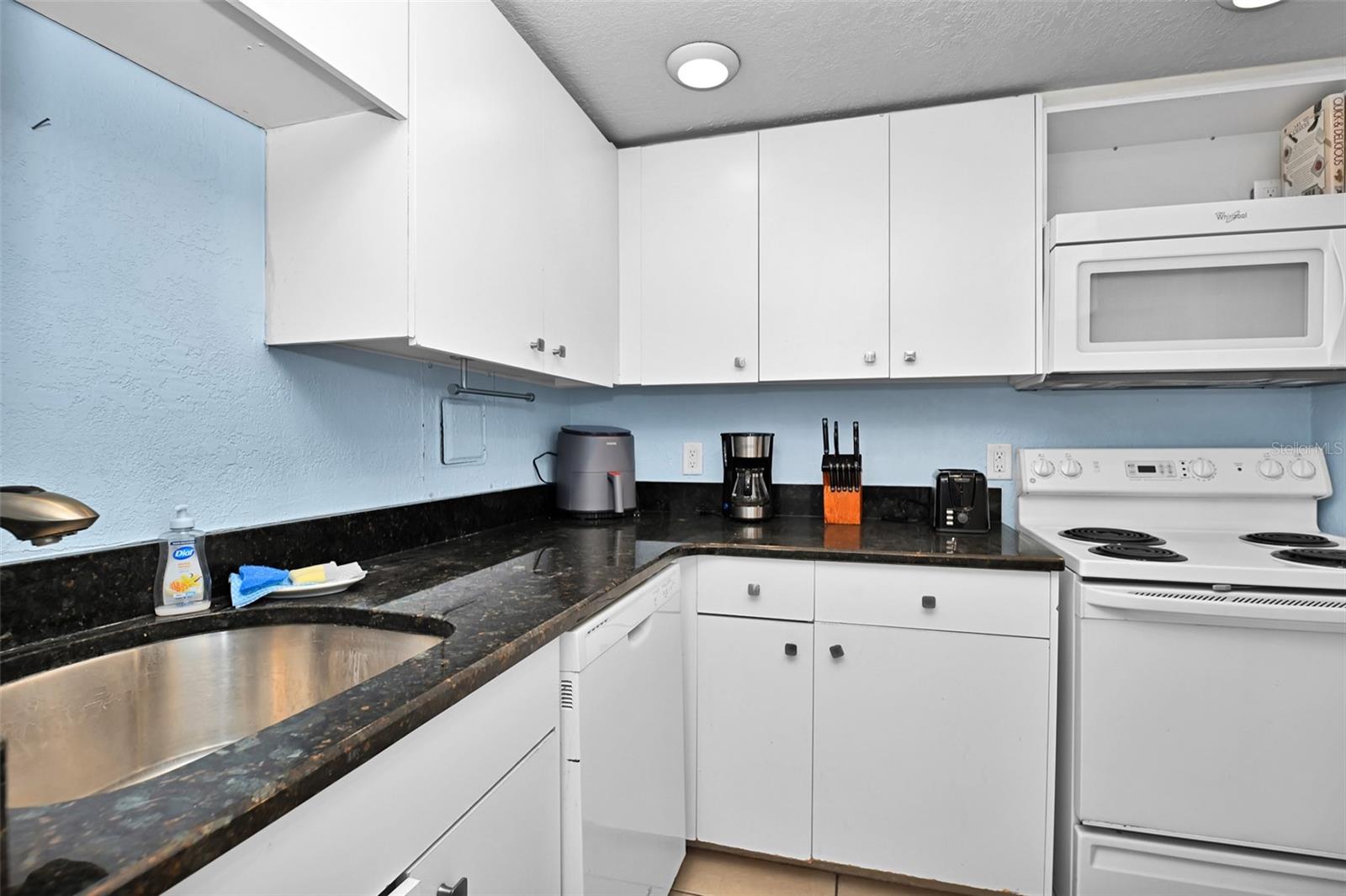 REGATTA BEACH CLUB CONDO - Residential