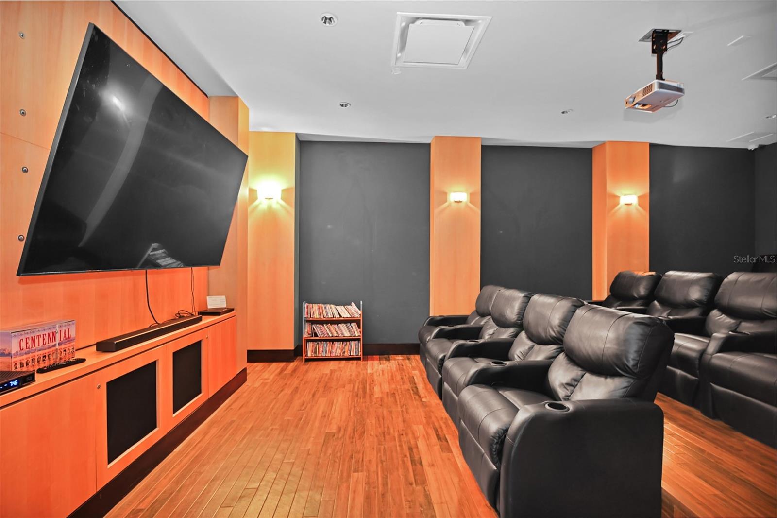 REGATTA BEACH CLUB CONDO - Residential