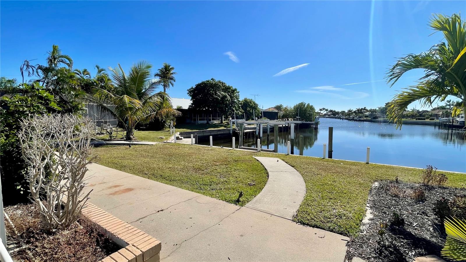 PUNTA GORDA ISLES SEC 07 - Residential