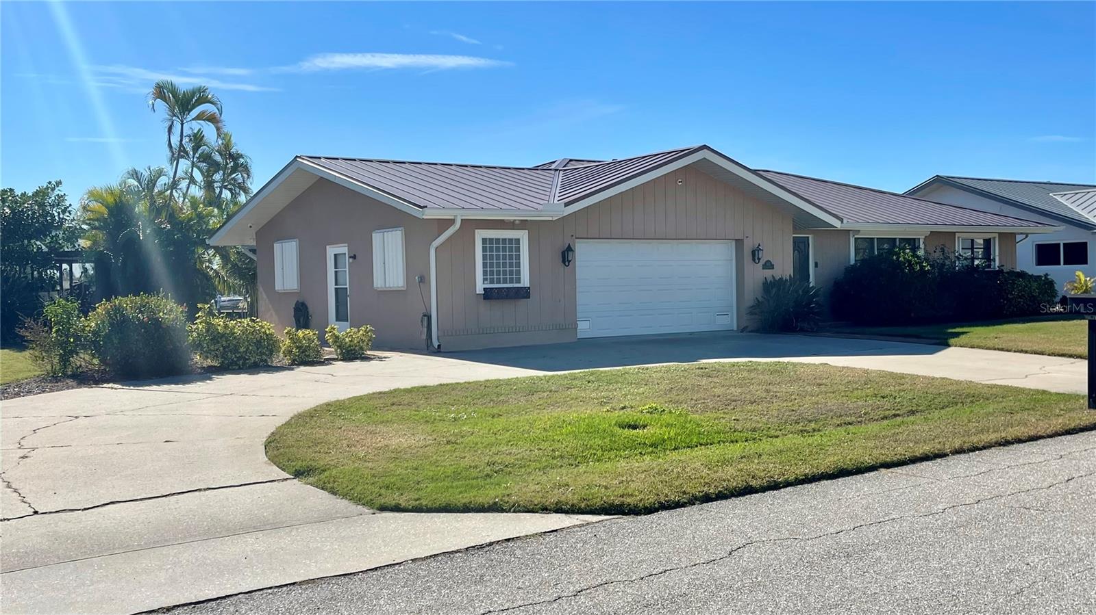 1415 COLUMBIAN DRIVE