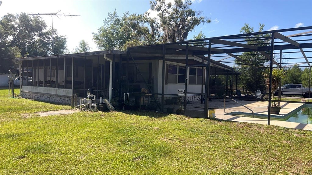 Photo of 9401 NE 41st Court, Anthony, FL 32617 (MLS # K4903569)