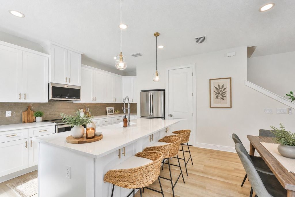 Photo of 1911 W Beach Street, Tampa, FL 33607 (MLS # TB8519457)