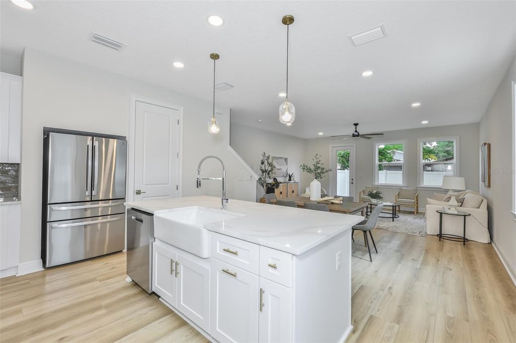 Photo of 1911 W Beach Street, Tampa, FL 33607 (MLS # TB8519457)