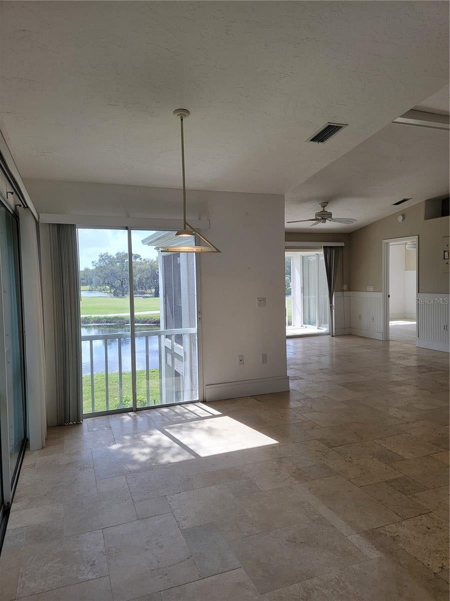 5654 SHEFFIELD GREENE CIRCLE 28