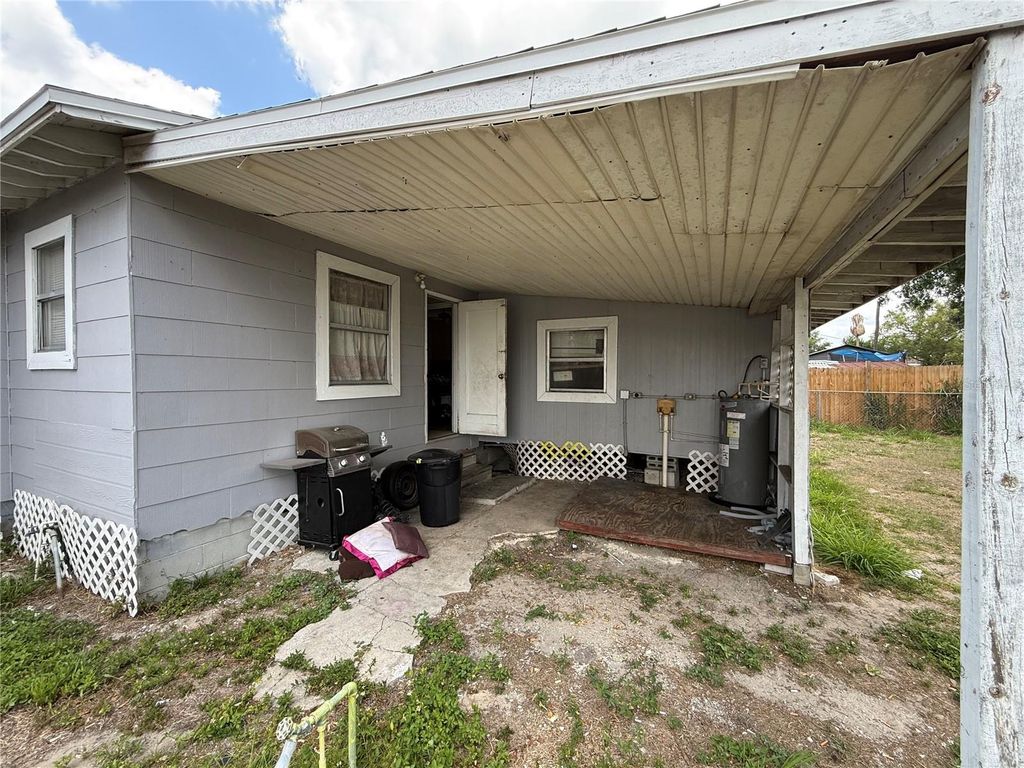 Photo of 1013 N Ruth Avenue, Lakeland, FL 33805 (MLS # L4961953)