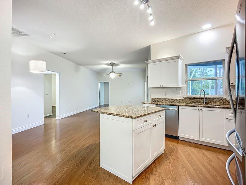 MILL CREEK PH IV - Residential