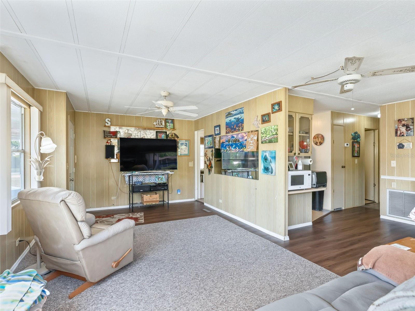 OAK PARK VILLAGE - Residential