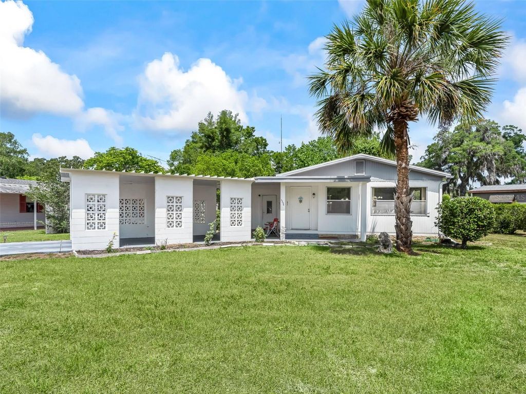 Photo of 3226 SE 39th Avenue, Ocala, FL 34480 (MLS # OM723866)