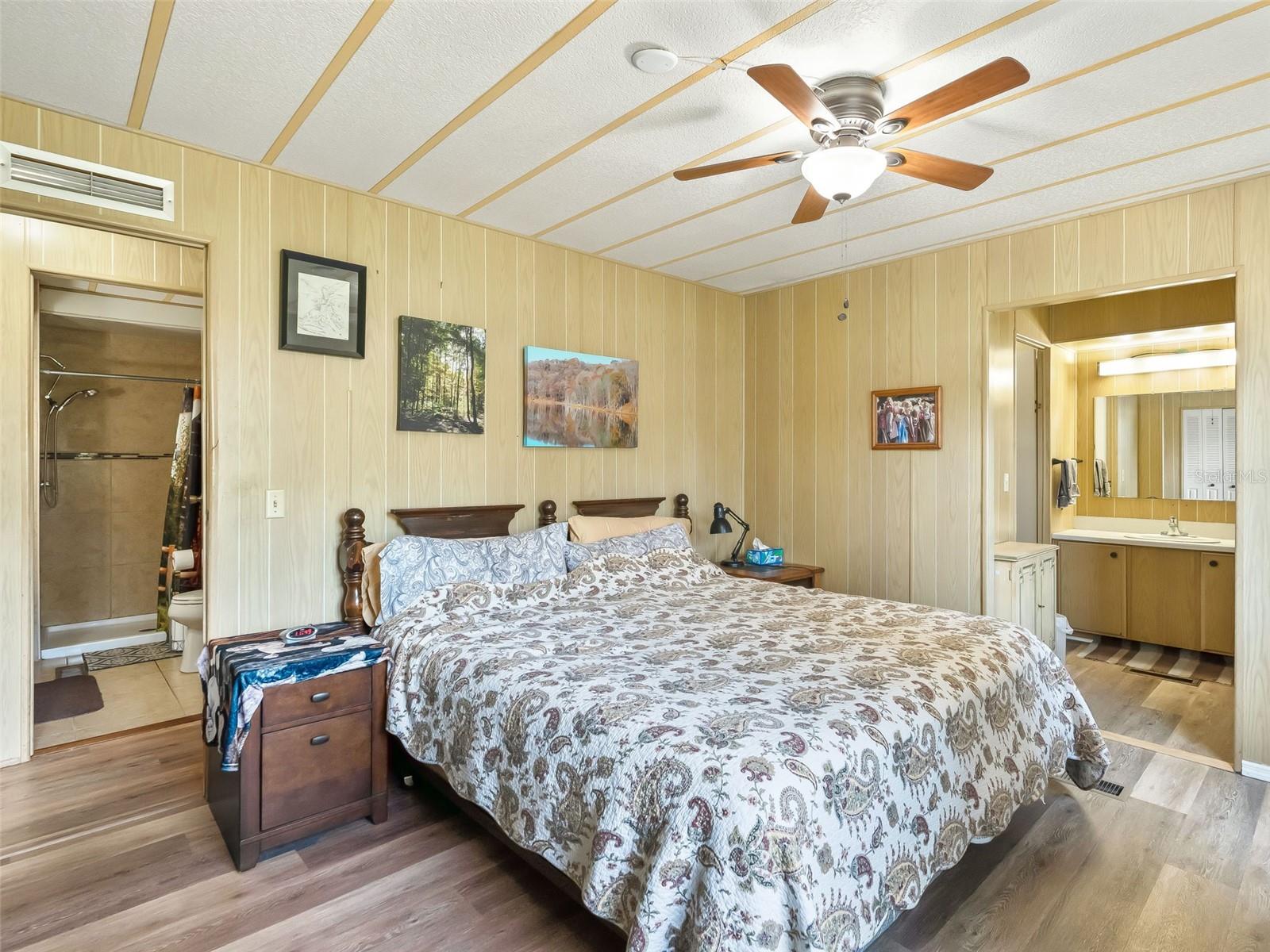 OAK PARK VILLAGE - Residential