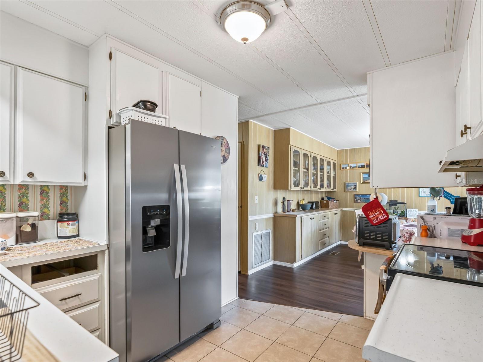 OAK PARK VILLAGE - Residential