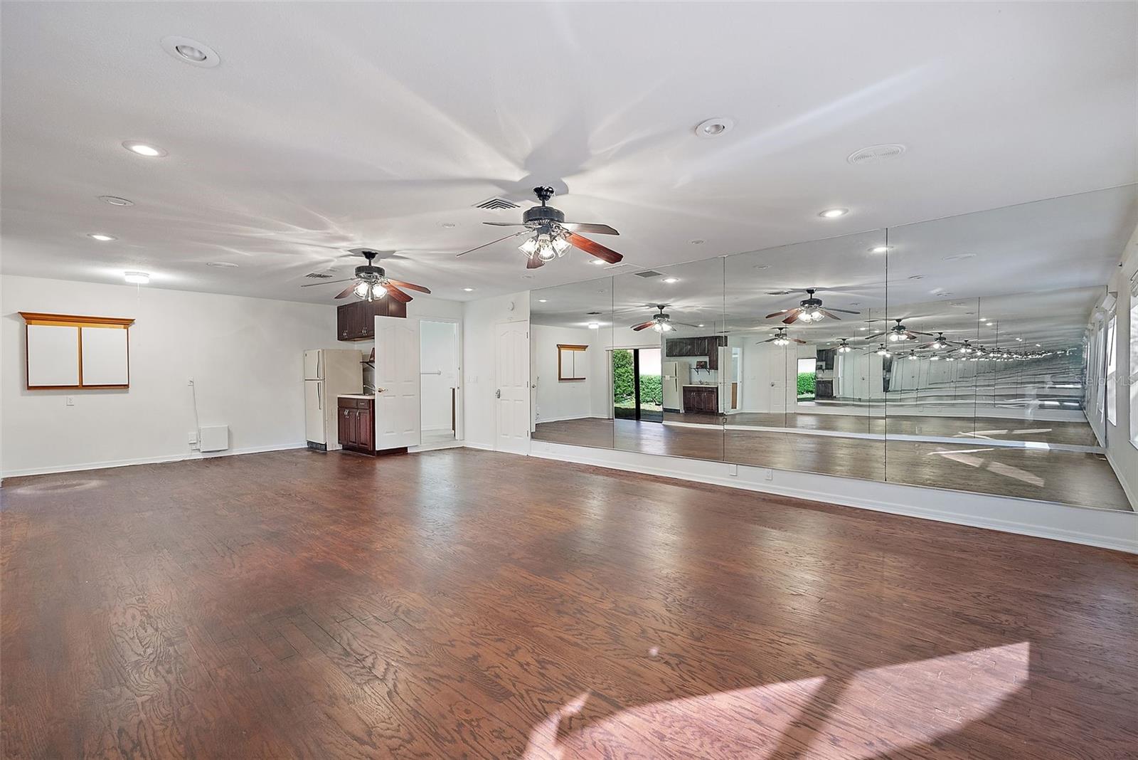 TARPON WOODS 4TH ADD - Residential